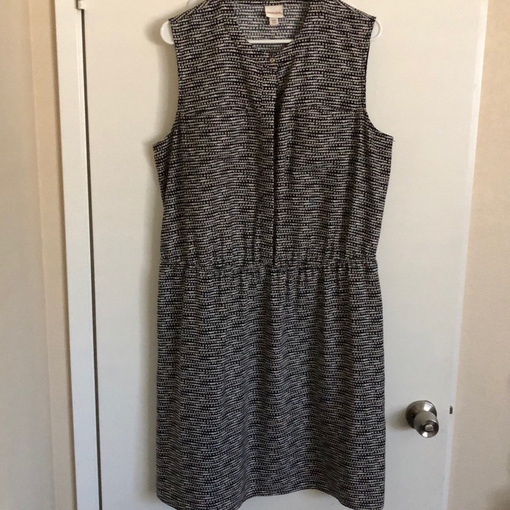 Sleeveless Work dress